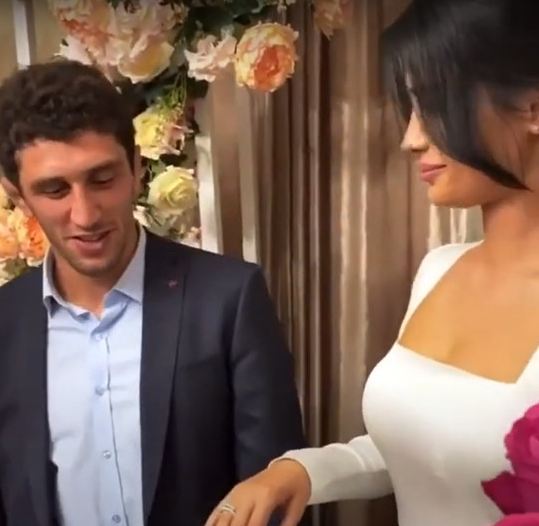 В Росії чемпіон світу вигнав наречену з весілля за пікантне відео