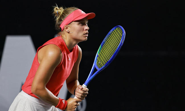 Стародубцева не смогла доиграть матч второго круга основной сетки турнира в Мексике