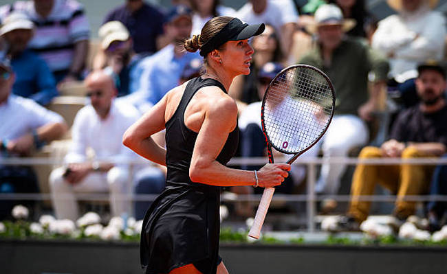 Світоліна у двох сетах обіграла Мертенс на старті турніру у  Німеччині