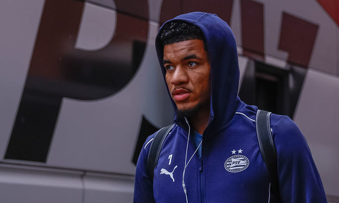 Баєр погодив деталі трансферу Тілльмана з ПСВ