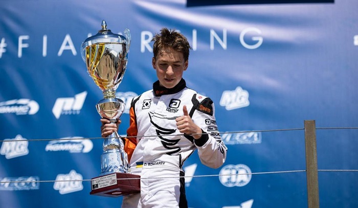 Український гонщик Бондарев дебютує в італійській Ф-4