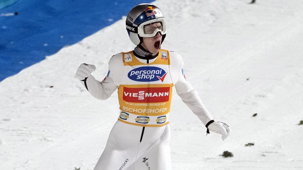 Австрієць Чофеніг виграв заключний етап Турне чотирьох трамплінів