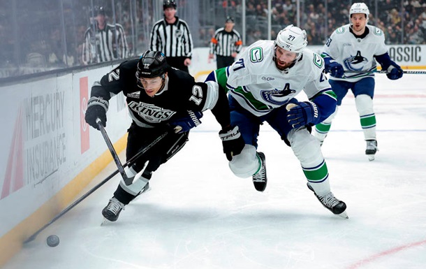 Колорадо разгромил Нью-Джерси, Оттава уступила Виннипегу: результаты НХЛ