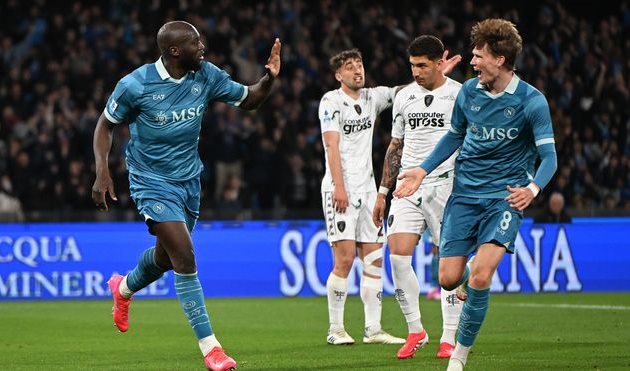 Наполі наблизився до Інтера після перемоги над Емполі у матчі Серії А