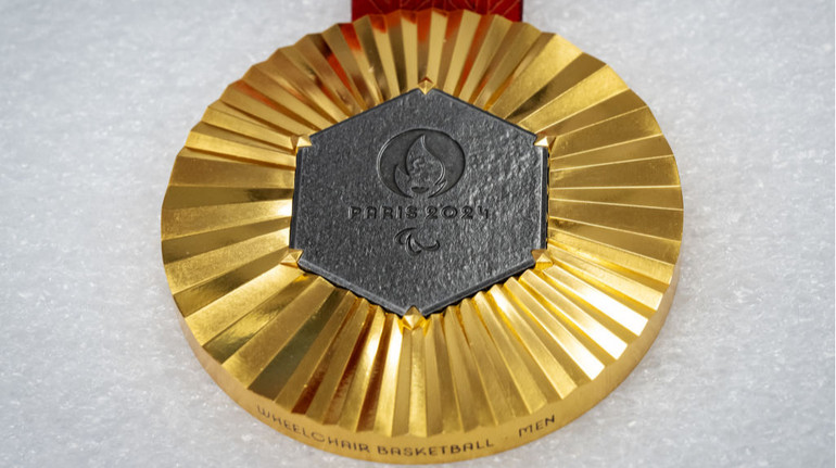 Україна посідає 12-те місце у медальному заліку Паралімпіади-2024, лідером є Китай