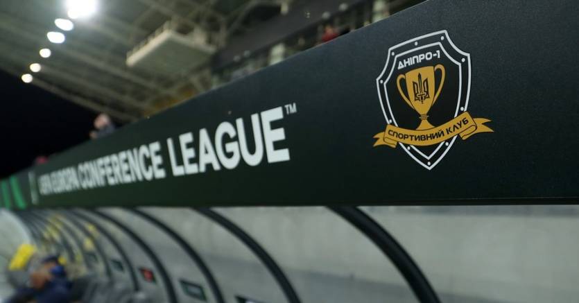 Дніпро-1 зіграє проти Академії Пушкаша у Лізі конференцій