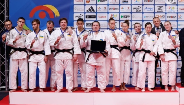 Українські дзюдоїсти стали віцечемпіонами командного турніру молодіжного ЧЄ