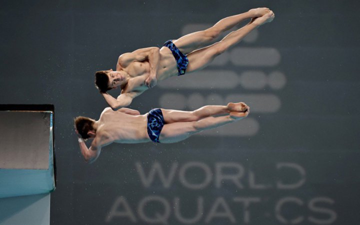 Середа та Гриценко посіли перше місце у синхронних стрибках з 10-метрової вишки на Євро-2025