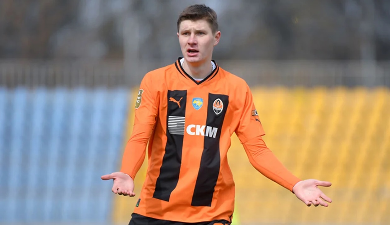 Шахтар готовий до обміну Бондаренка на голкіпера Трабзонспора Чакира