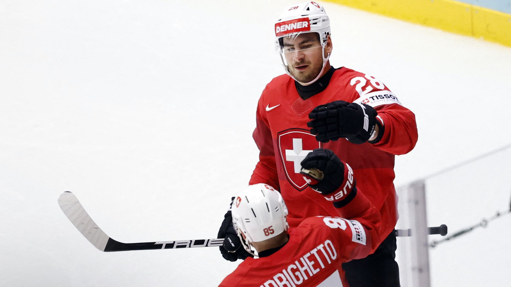 Фінляндія розібралася зі Словенією, Німеччина поступилася Швейцарії: результати ЧС-2025 з хокею