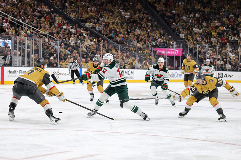 Флорида разгромила Тампу-Бэй, Нью-Джерси уступил Каролине в плей-офф НХЛ