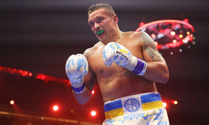 Усик пояснив відмову від поясу IBF