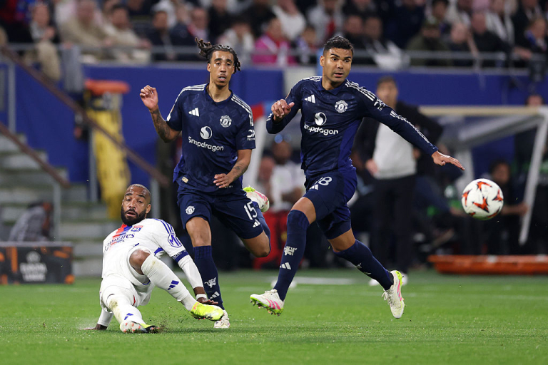 Лион и Тоттенхэм расписали ничью с соперниками в четвертьфинале Лиги Европы