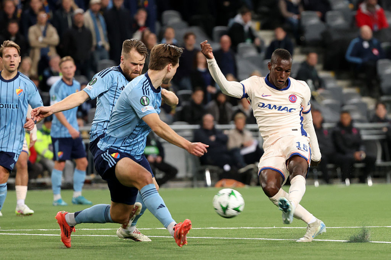 Челсі розгромив Юргорден, Фіорентина зазнала поразки від Бетіса у першому півфіналі Ліги конференцій