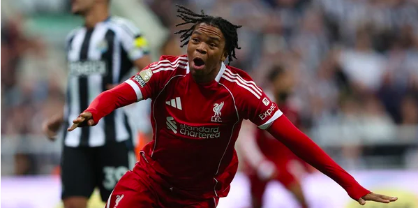 АПЛ: Ліверпуль у компенсований час вирвав перемогу у Ньюкасла