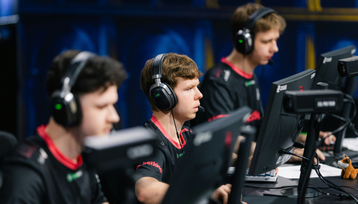 B8 не змогли пробитися на BLAST Bounty Fall 2025