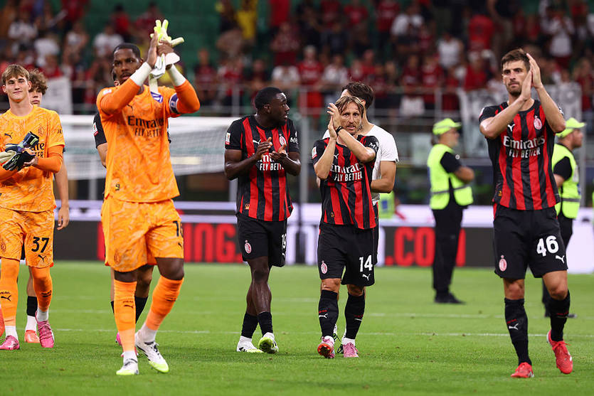 Мілан у Кубку Італії впевнено обіграв Барі 