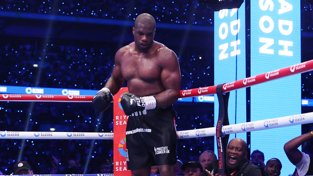 Бій Усик – Дюбуа під загрозою зриву: що про це відомо