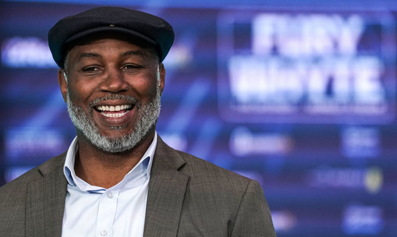 Льюїс розповів, як Фʼюрі може здолати Усика