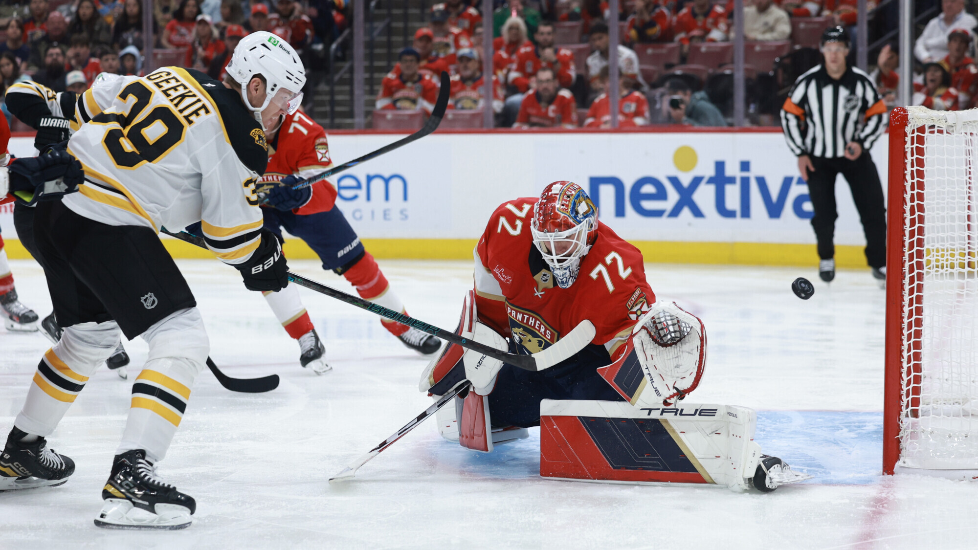 Флорида розгромила Бостон, Юта вперше в історії НХЛ виборола перемогу