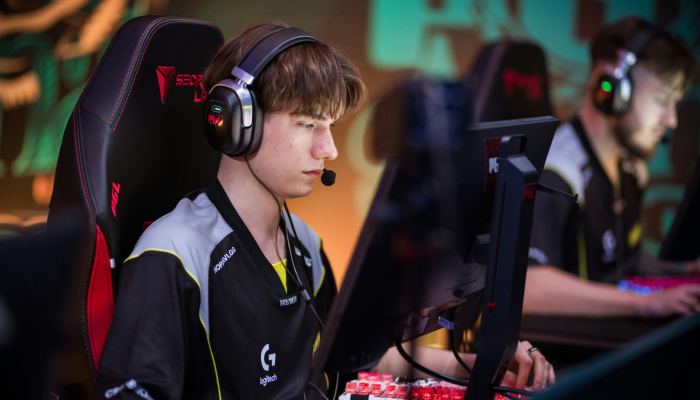 NAVI зіграють у плей-оф PGL Astana 2025