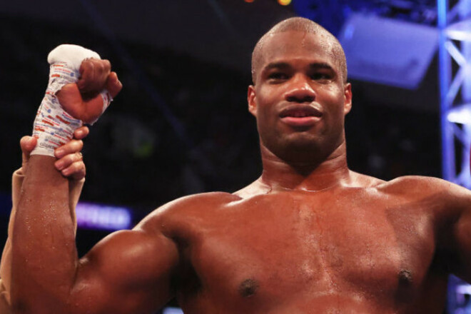 Воррен оцінив можливість проведення бою Дюбуа – Пол