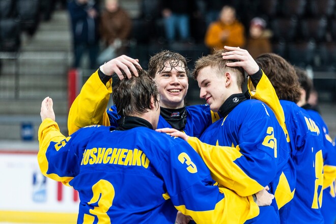 Збірна України U-20 перемогла Японію на молодіжному ЧС з хокею та вийшла у дивізіон 1А