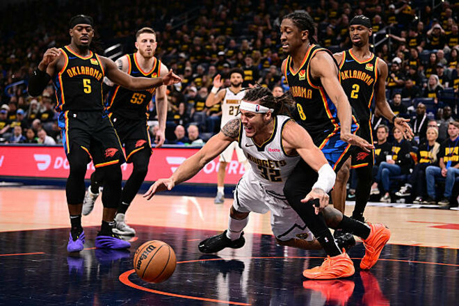 Бостон поступився Нью-Йорку, Оклахома з Денвером серії: результати плей-оф НБА