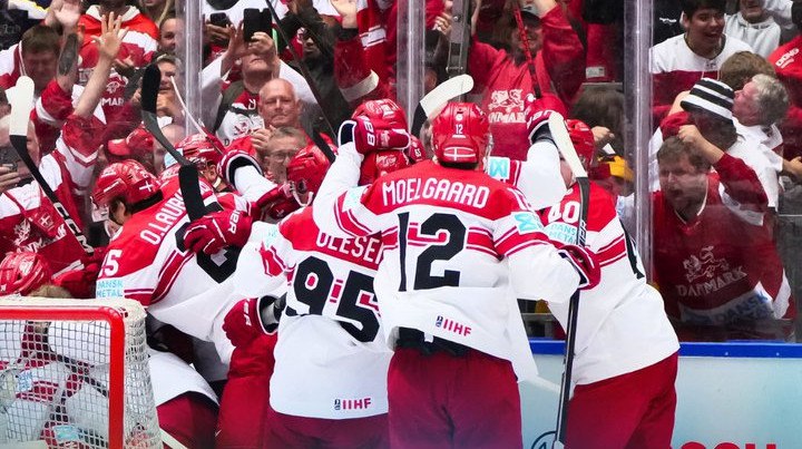 Сенсація у чвертьфіналі ЧС з хокею: Данія вибила Канаду