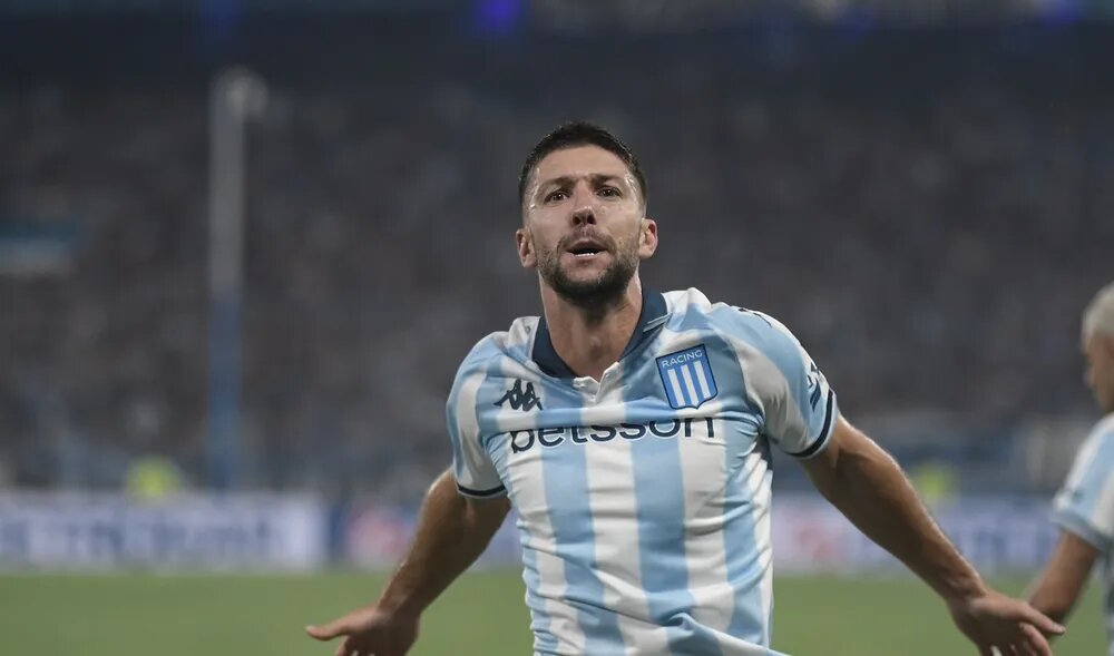 Ботафого поступився Расінг у першому матчі фіналу Суперкубку Південної Америки