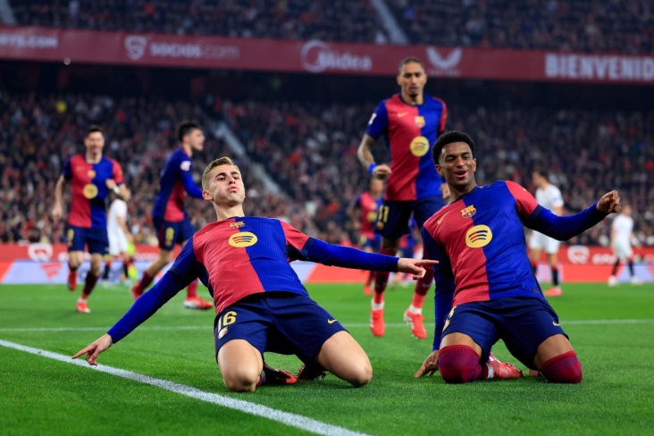 Барселона розгромила Севілью у матчі Прімери