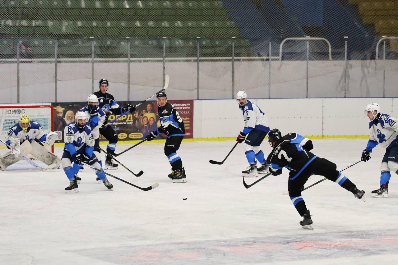 Сокіл у серії булітів обіграв Шторм у чемпіонаті України з хокею