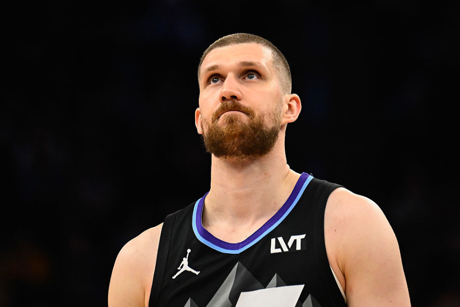 НБА: Юта допомогла Михайлюку перемогти Портленд, Лейкерс без Леня здолали Даллас