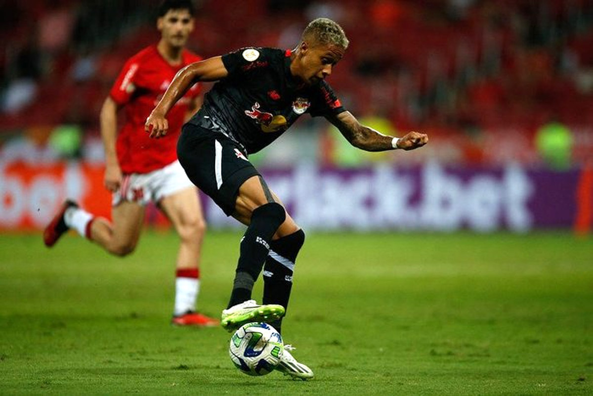 Інтернасьйонал веде переговори з Динамо про оренду Вітіньйо