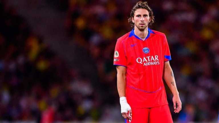 Забарний близький до трансферу у ПСЖ