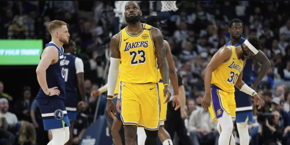 Лейкерс втретє поступилися Міннесоті, Нью-Йорк обіграв Детройт: результати матчів плей-оф НБА