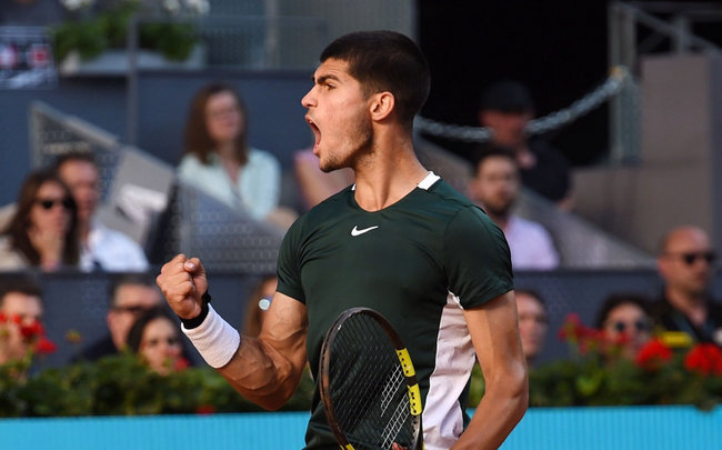 Алькарас сыграет с Джоковичем в полуфинале Ролан Гаррос