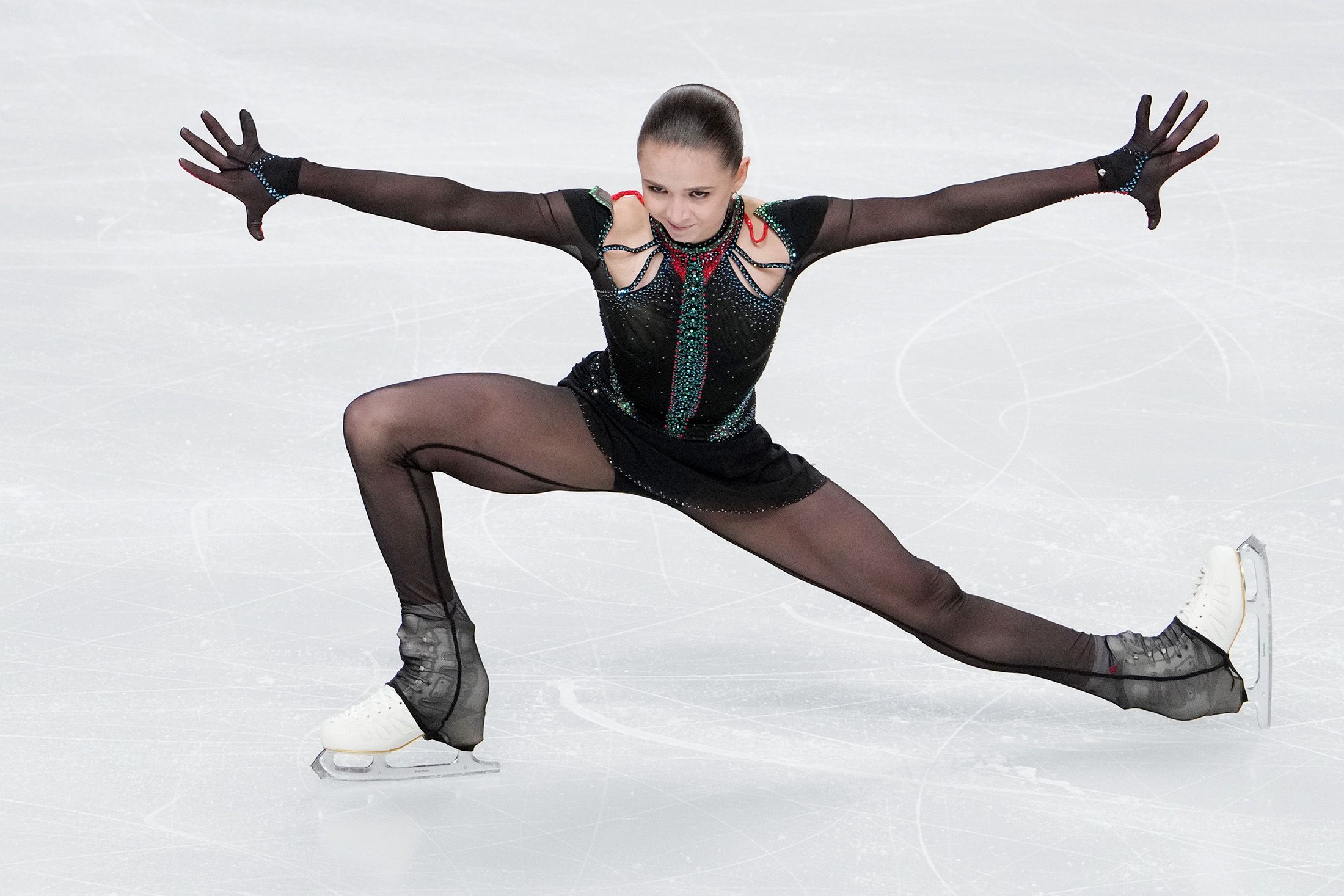 CAS разрешил Валиевой продолжить выступления на Олимпиаде