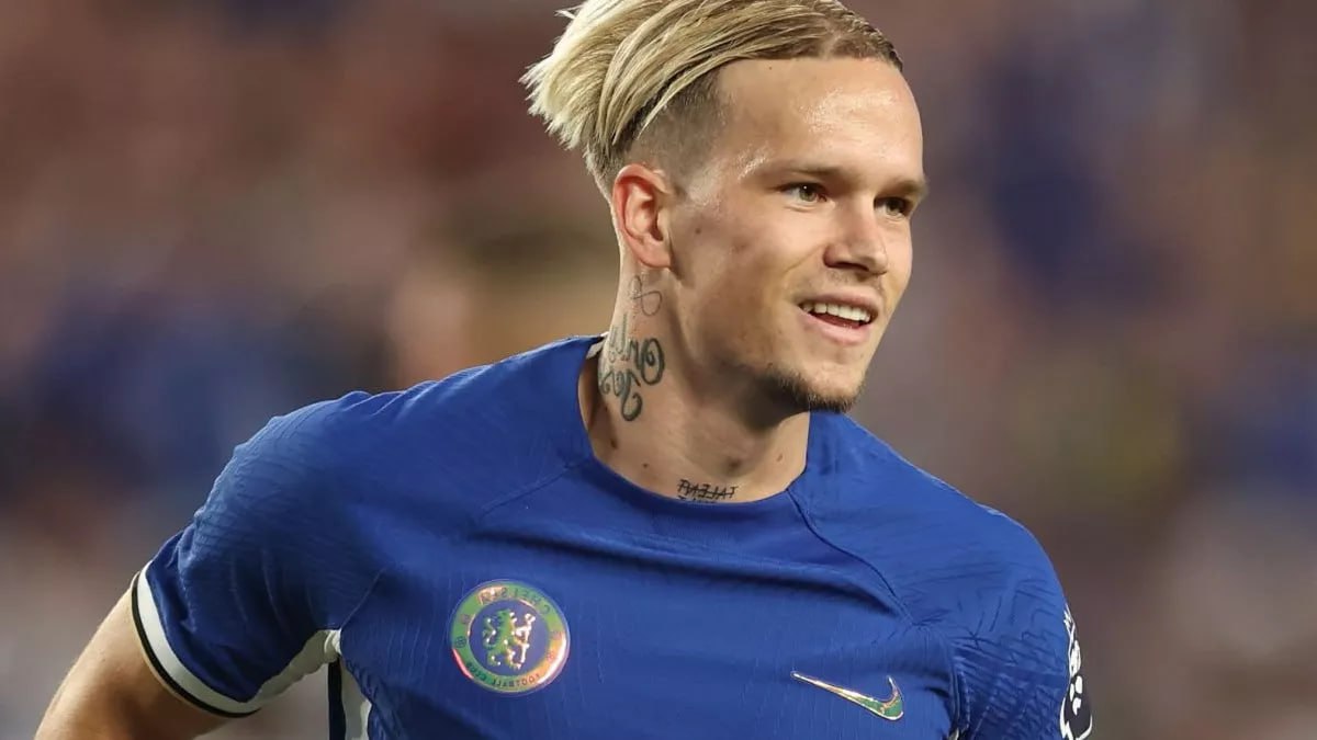 «Челси» рассматривает возможность аренды Мудрика