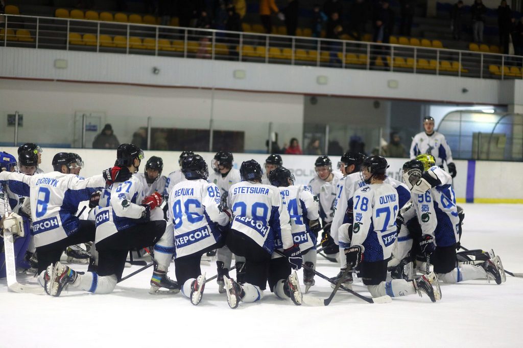 Чемпионат Украины по хоккею: Днепр разгромил Легион