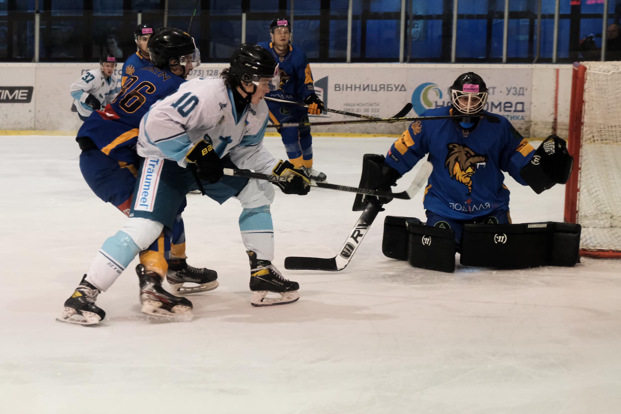 Чемпионат Украины по хоккею: Киев Кепиталз обыграл Тризуб, Днепр разгромил Харьковских Берсерков
