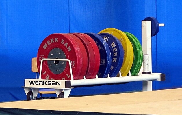 ЧМ по тяжелой атлетике пройдет без российских спортсменов