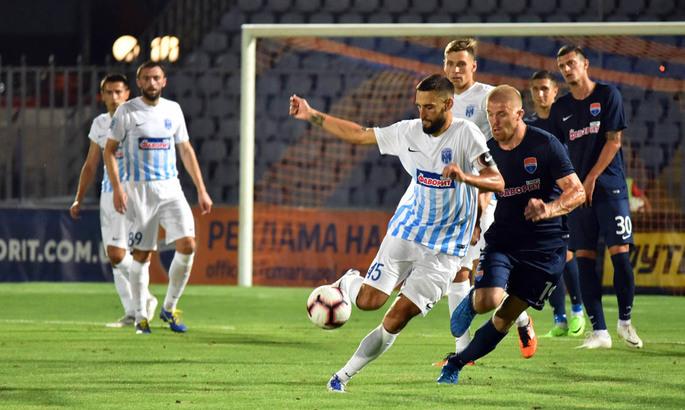 «Десна» в останні хвилини матчу перемогла «Маріуполь»