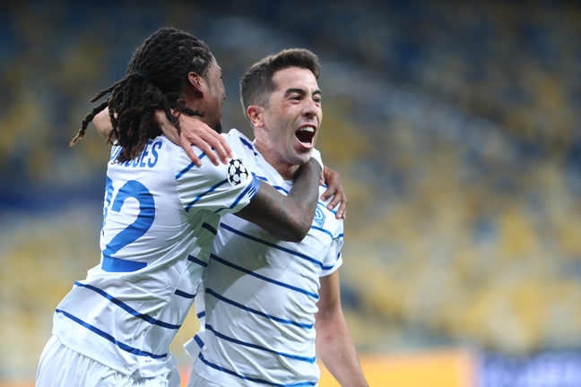 «Динамо» разгромило «Гент» и вышло в группу Лиги чемпионов