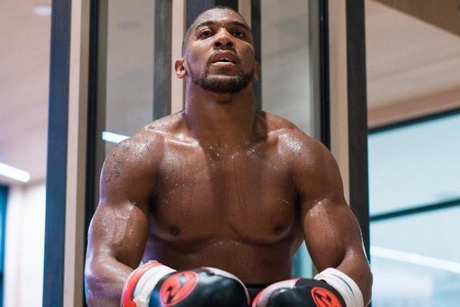 Джошуа шукає нового тренера