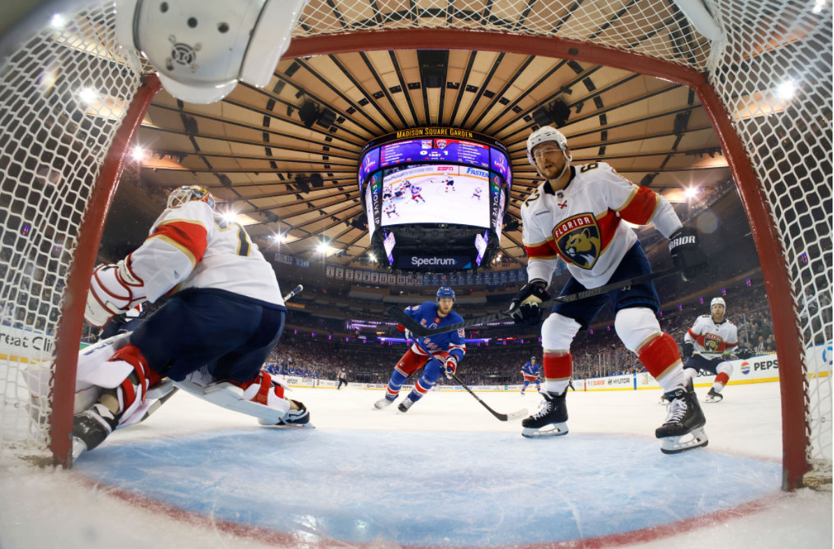 Флорида здолала Рейнджерс у першому матчі фіналу Східної конференції НХЛ