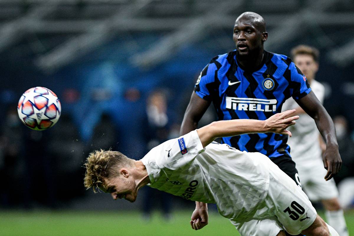 «Интер» перед вылетом в Киев добился победы в Генуе