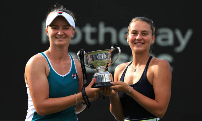 Костюк та Крейчикова перемогли у парному турнірі WTA у Бірмінгемі
