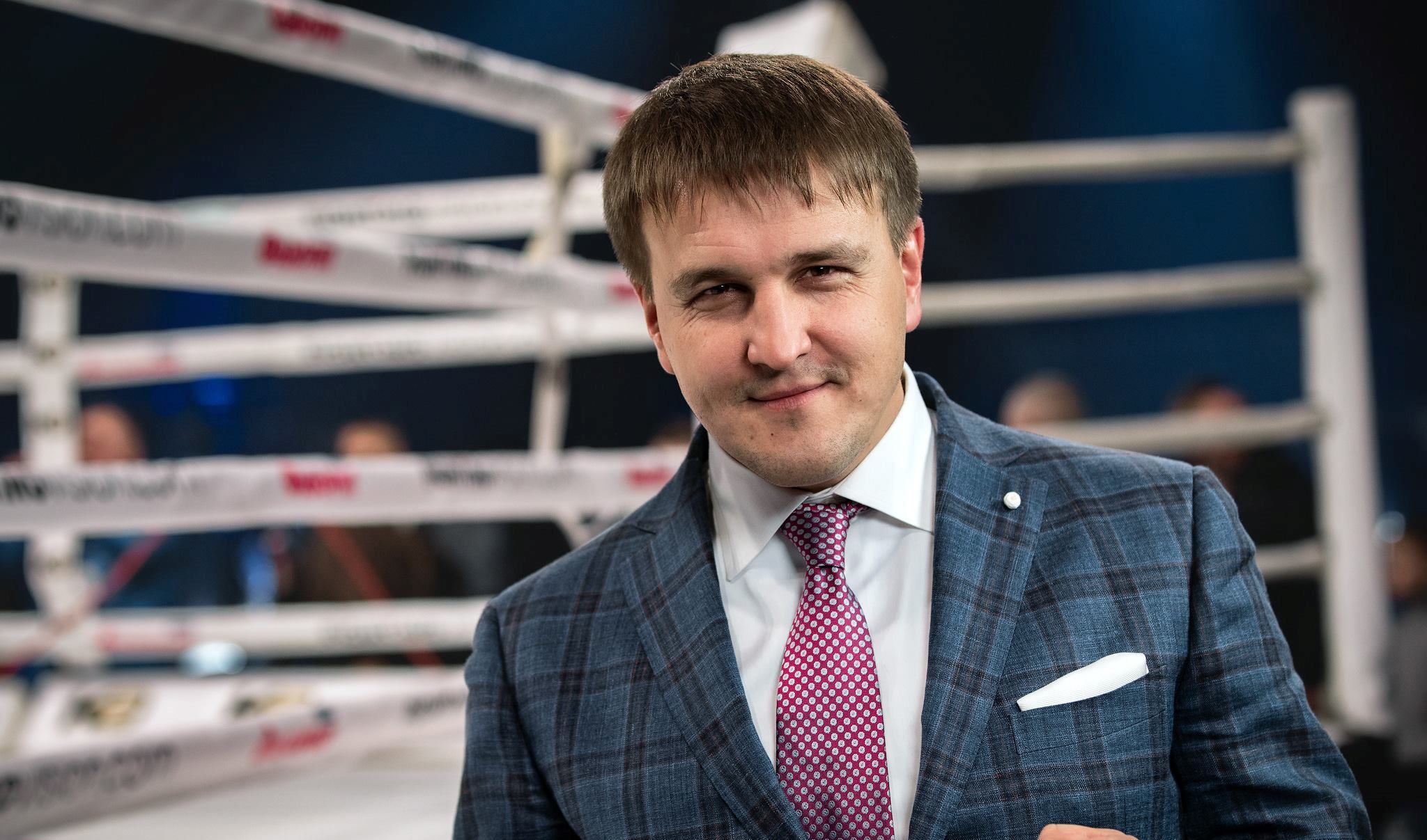 Красюк оцінив можливість проведення обʼєднавчого бою між Ломаченком та Берінчиком