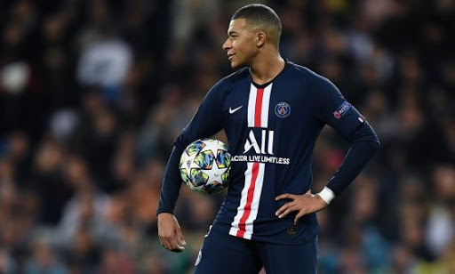 Mbappe Vo Vremya Prazdnovaniya Gola Podderzhal Bolnogo Malchika Bet Ua